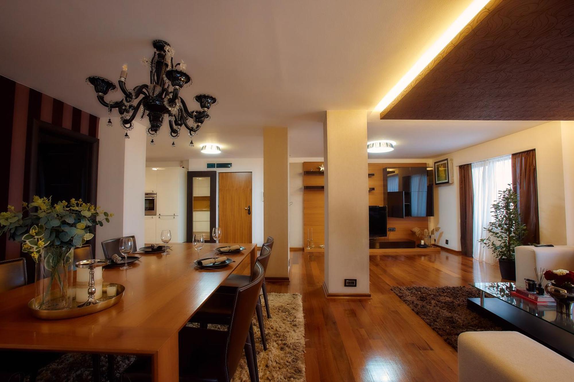 Uptown Residence Satu Mare Exterior photo
