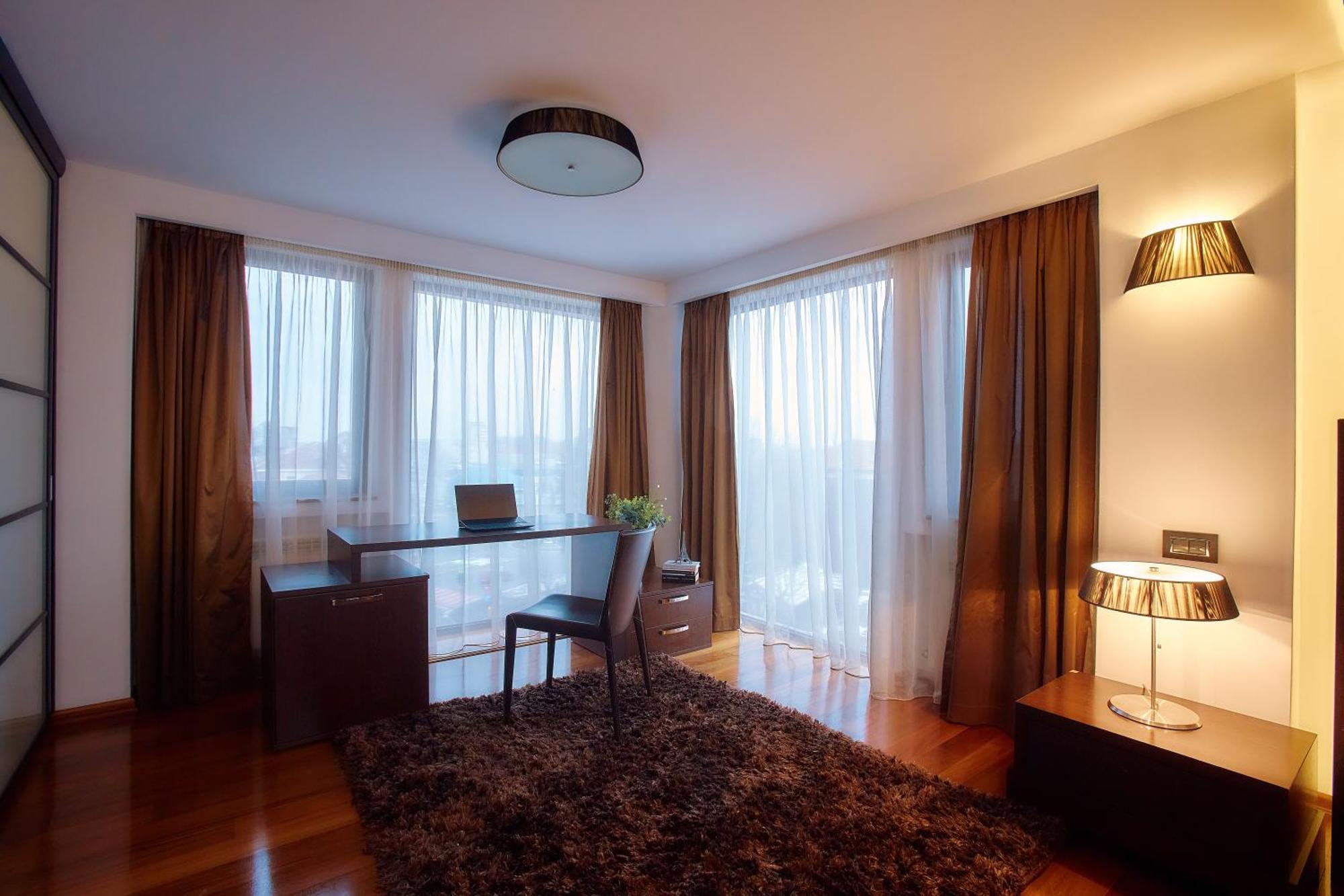 Uptown Residence Satu Mare Exterior photo